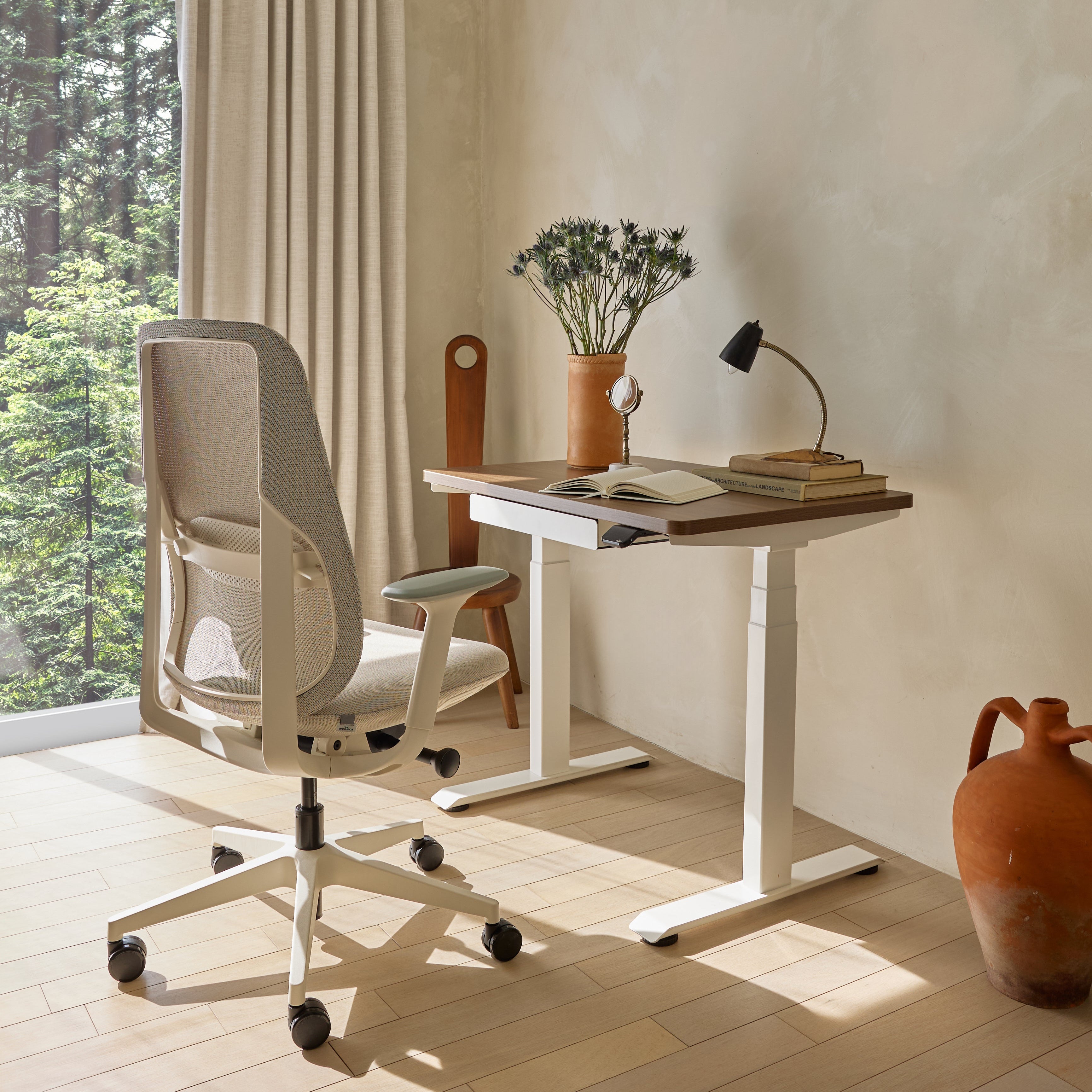 Where Focus Lives: Crafting a Home Office That Works