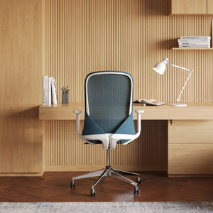 Muse Chair