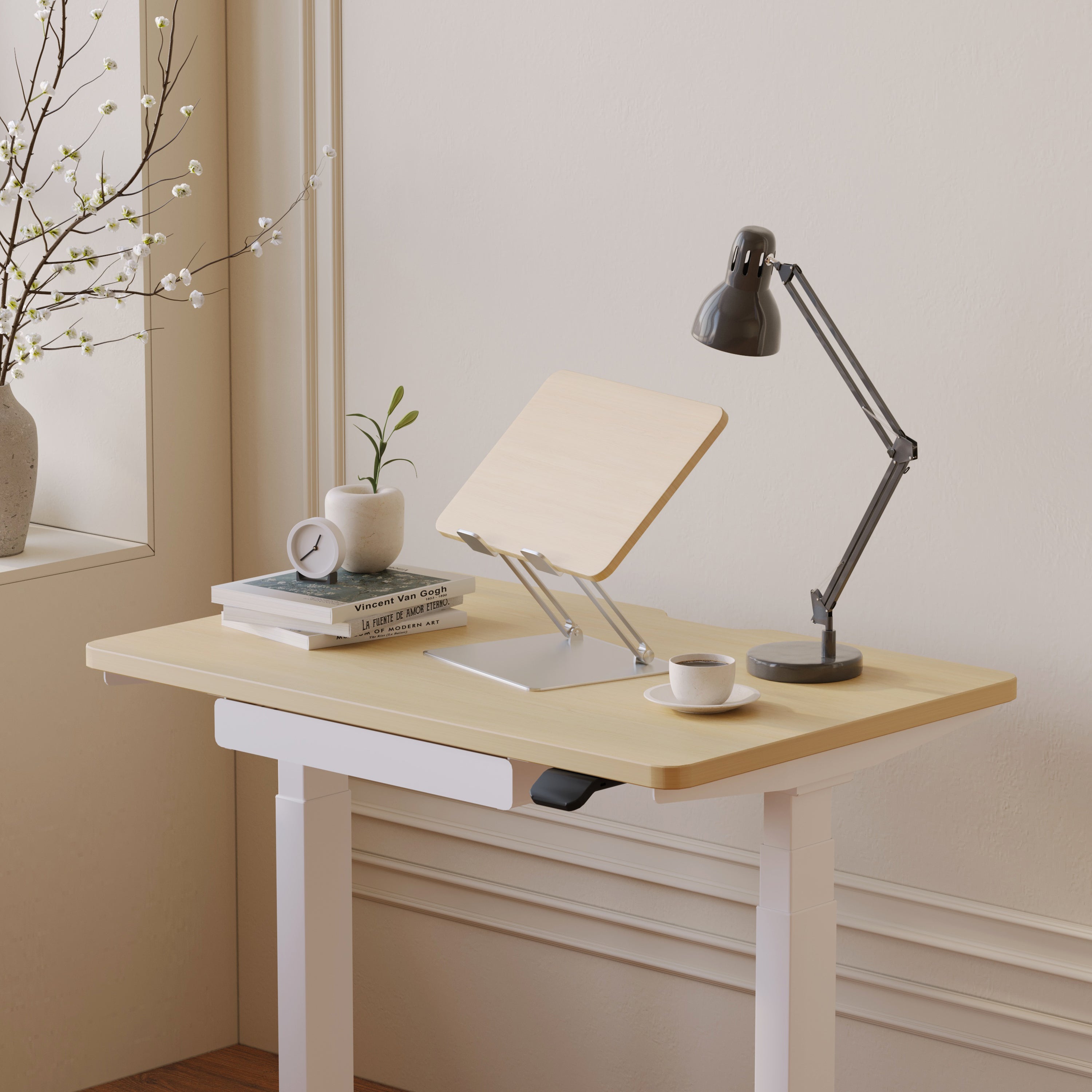 Best Lighting Tips for Hybrid Desk Layouts