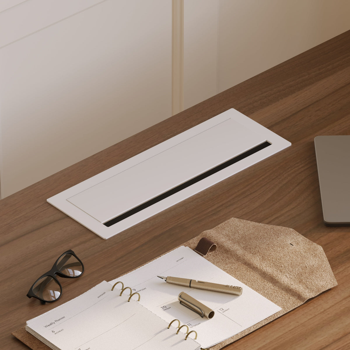How to Combine Desk Accessories for Max Utility