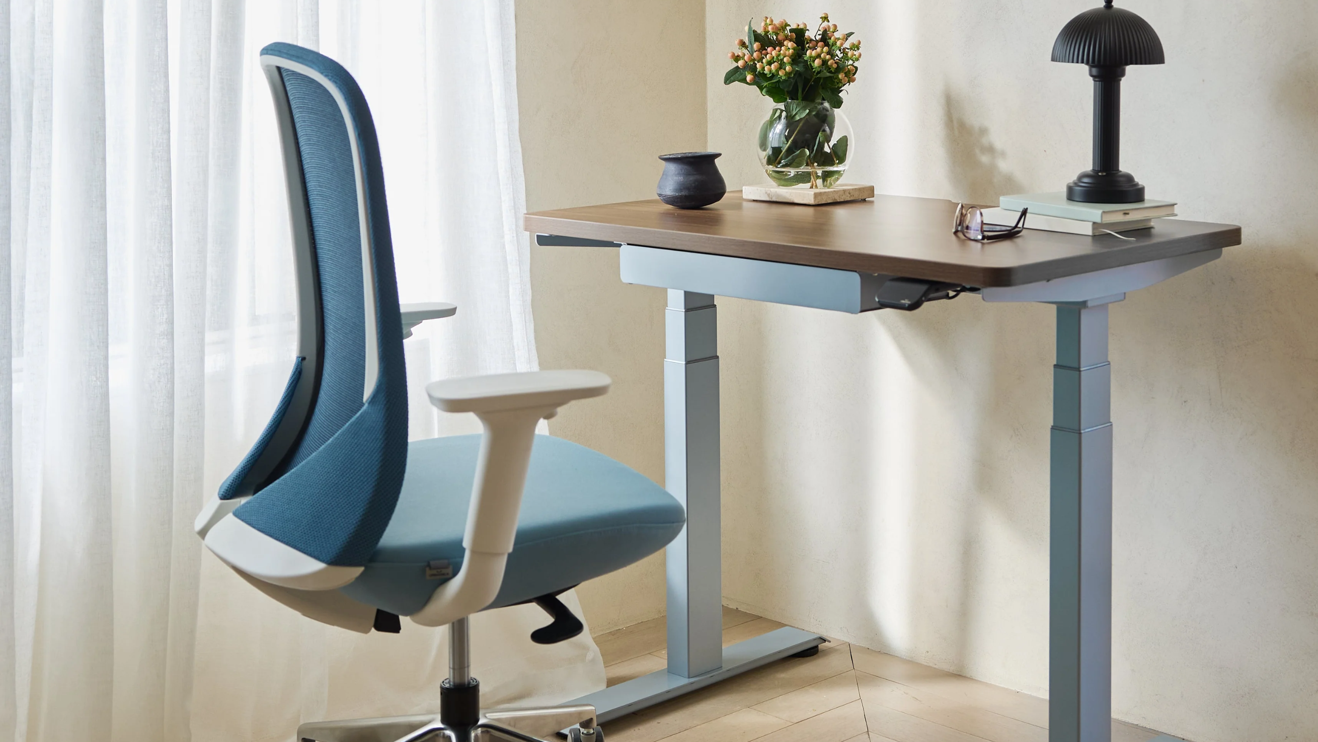 Hybrid Gaming and Work Chairs for Small Homes