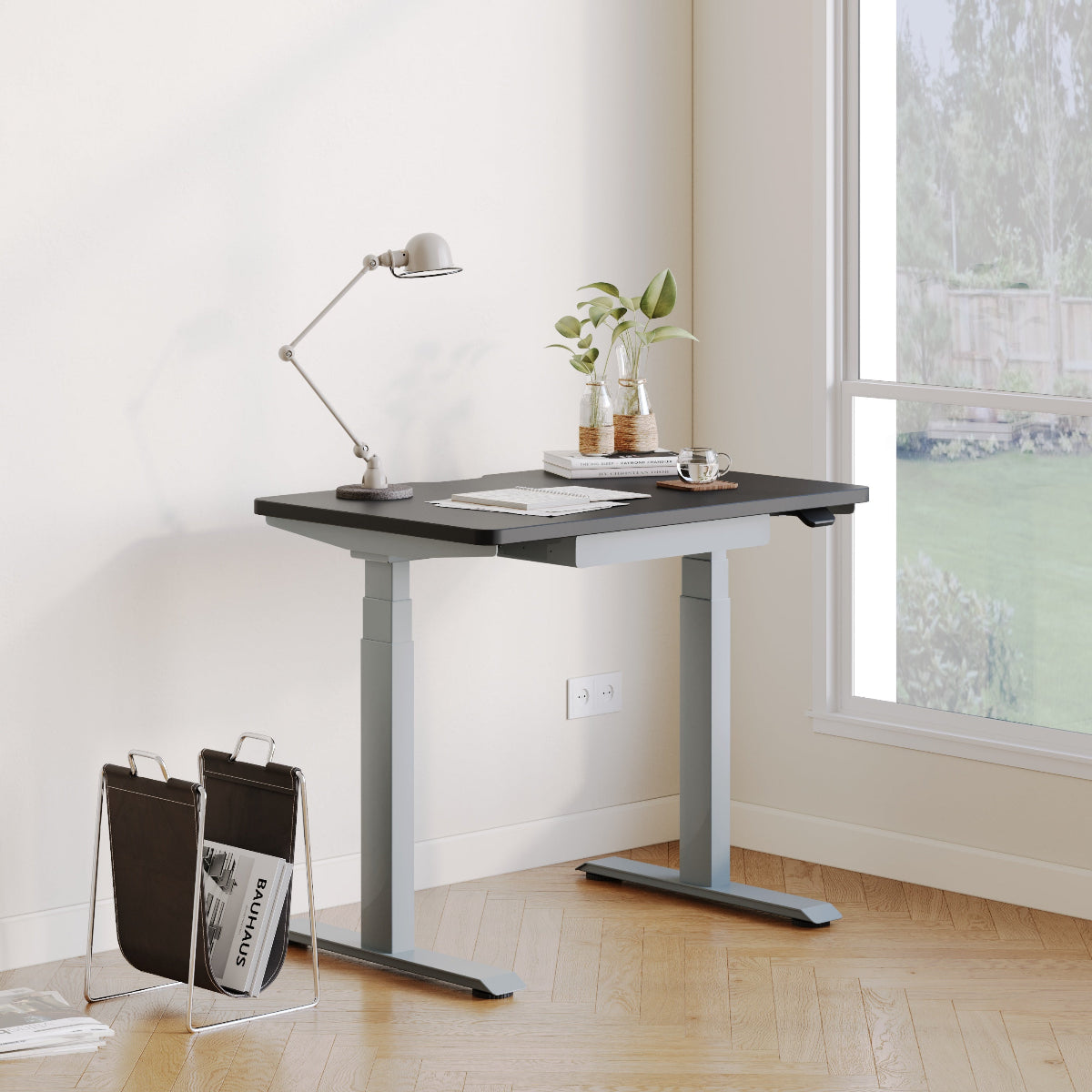 Why Multi-Use Tables Work Better in Small Homes