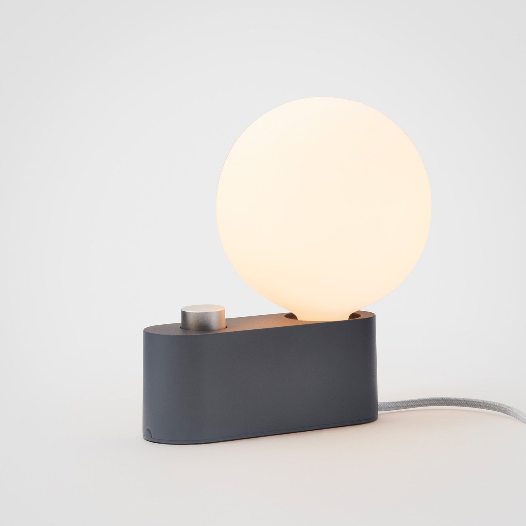 Alumina Lamp Ideas for Better Task Lighting at Your Desk
