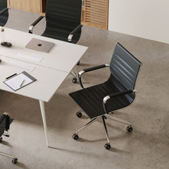 How a Conference Chair Makes Shared Work Tables Easier Now