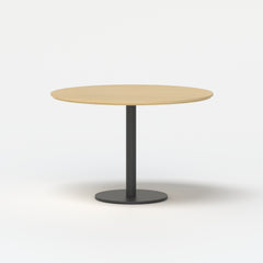 How to Style a Round Meeting Table for Focused Work Talks