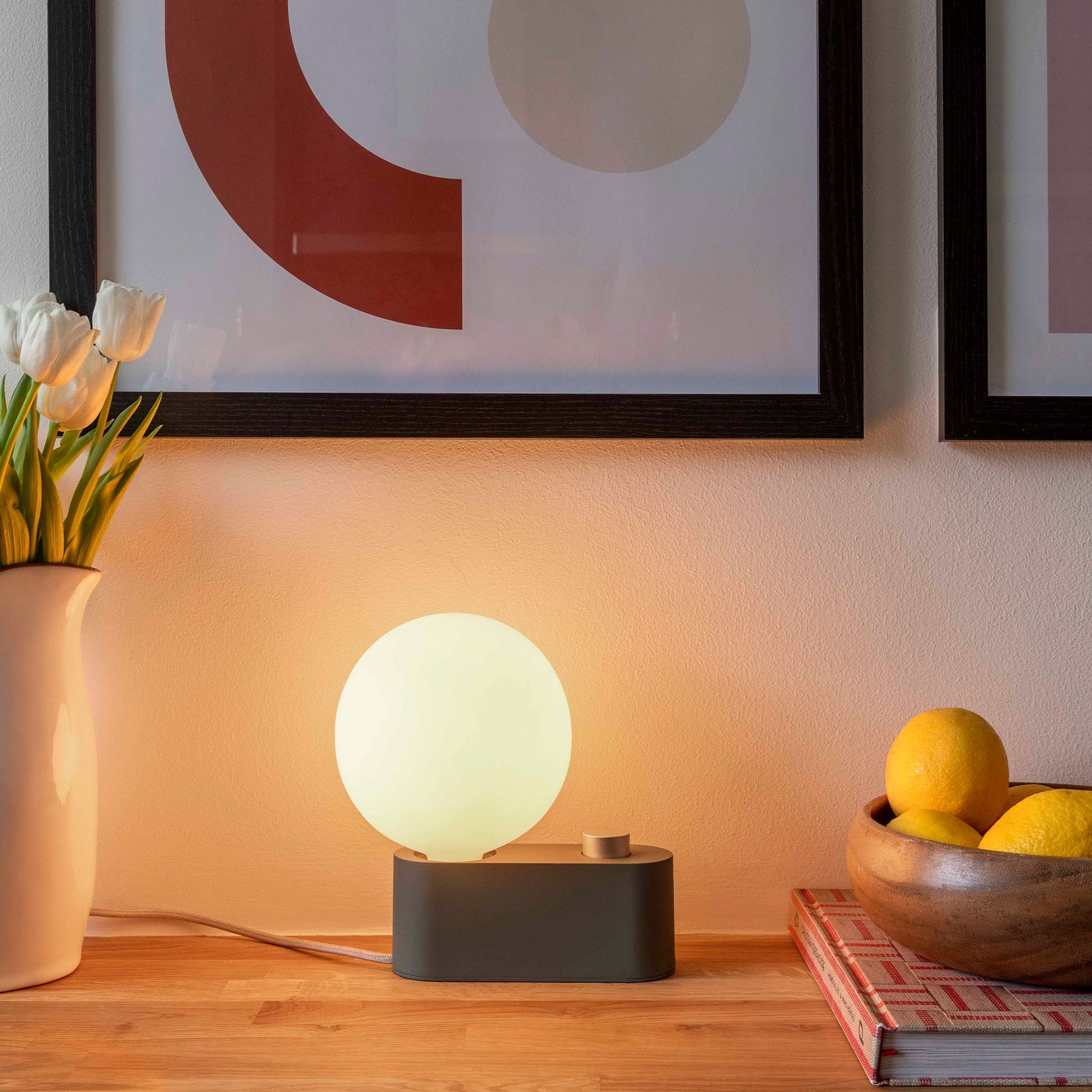 Effective Lighting for Focus Zones With an Alumina Lamp